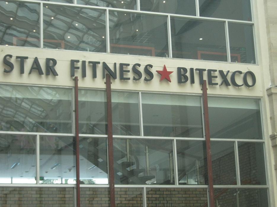 Construction of Big C shopping mall - The Garden and the health care Star Fitness - The Garden